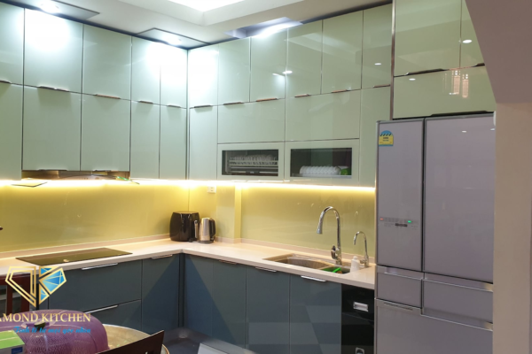 Thiết kế tủ bếp sát trần cho gian bếp nhỏ hẹp - lựa chọn thông minh Thiết kế tủ bếp sát trần cho gian bếp nhỏ hẹp - lựa chọn thông minh